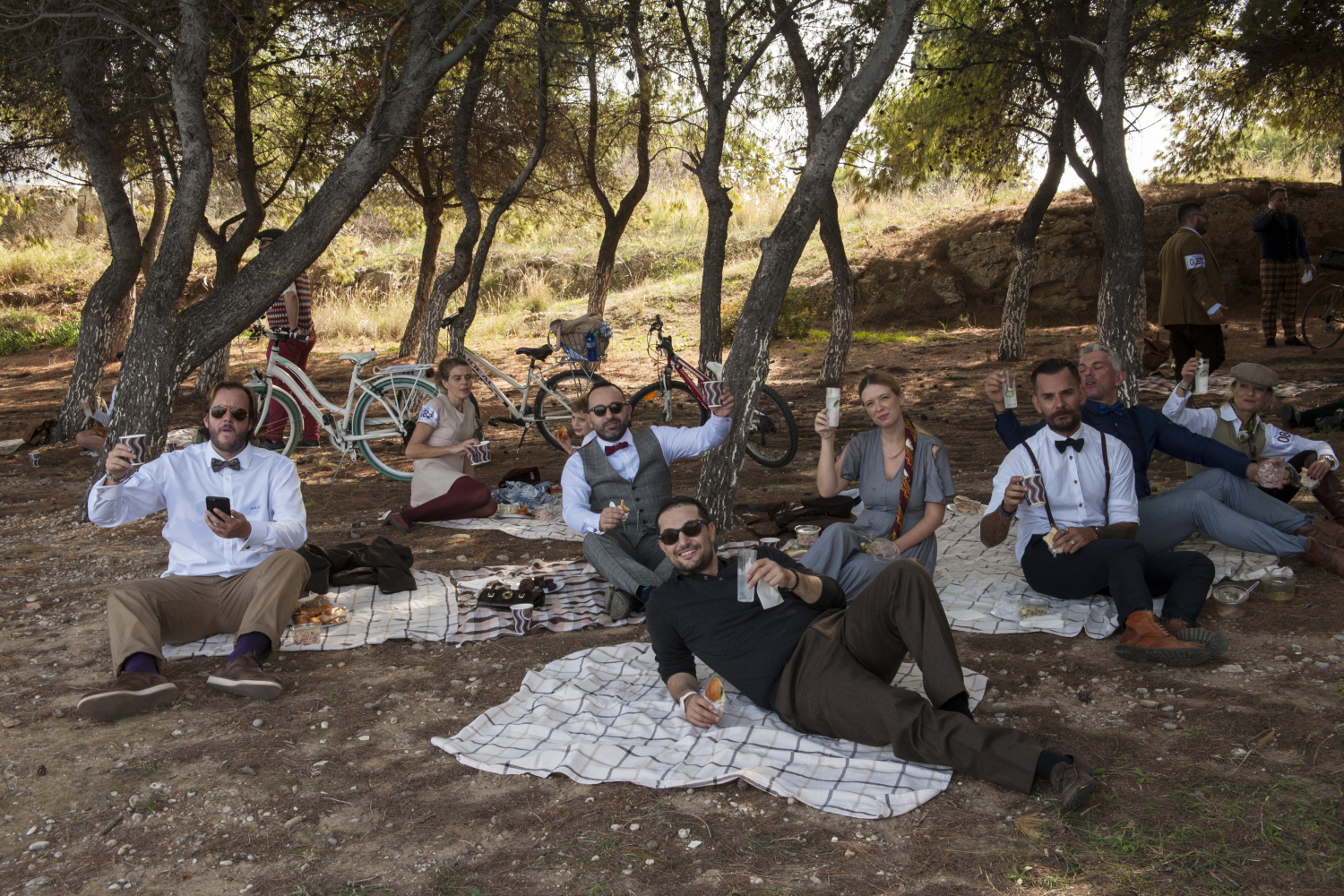 Amvyx Spetses Tweed Run by Hendrick's Gin
